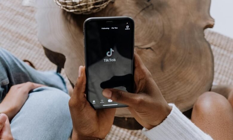 effective social media content